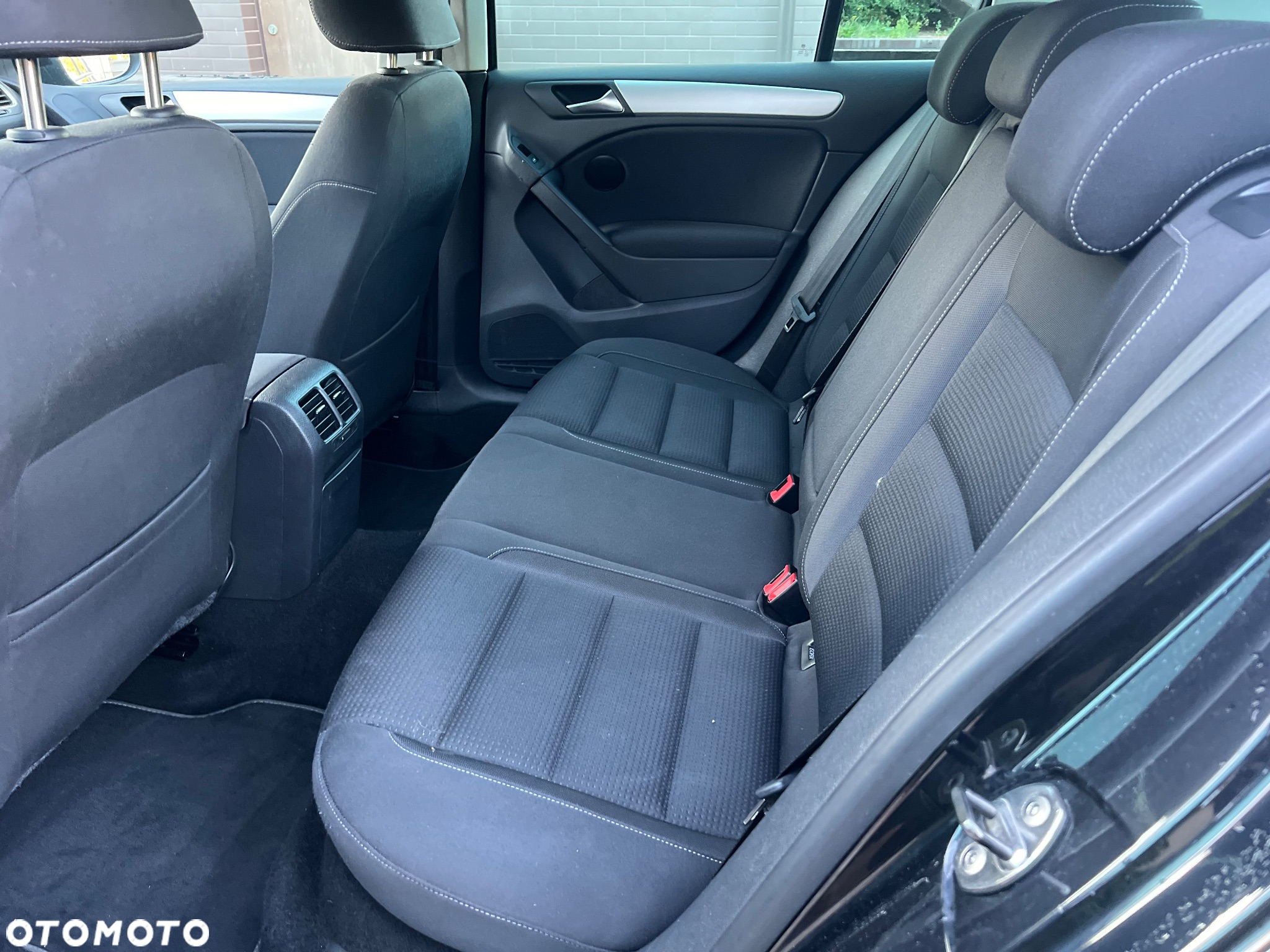 Volkswagen Golf 1.2 TSI BlueMotion Technology Team - 25
