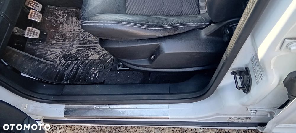 Ford S-Max 2.2 TDCi DPF Platinium X - 19