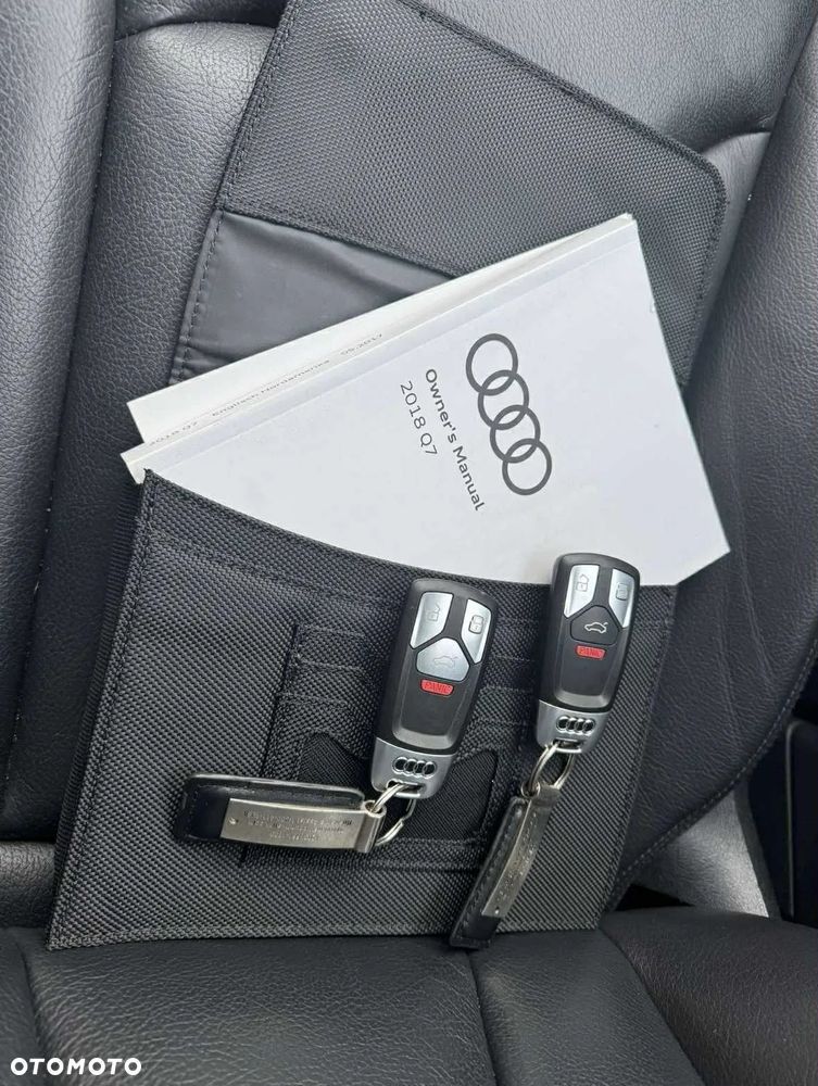 Audi Q7 - 30