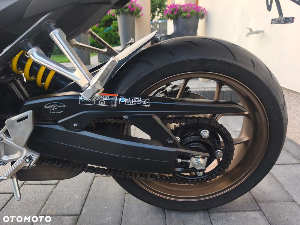 Honda CB - 19