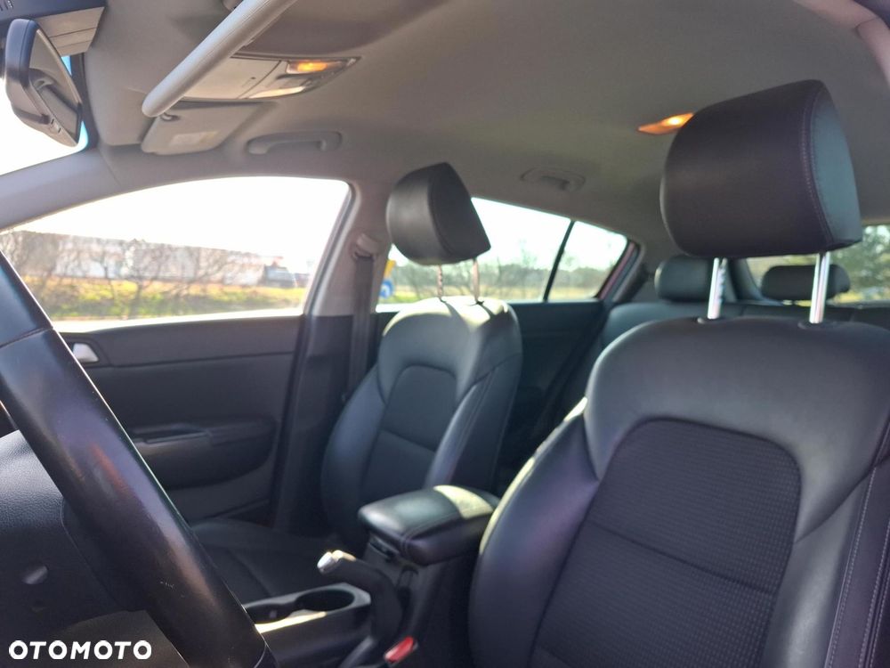 Kia Sportage 1.6 GDI L 2WD - 11