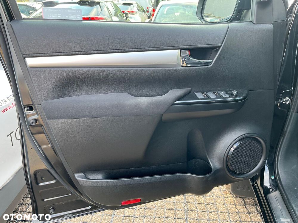Toyota Hilux 2.8 D-4D mHEV Double Cab Executive 4x4 - 23