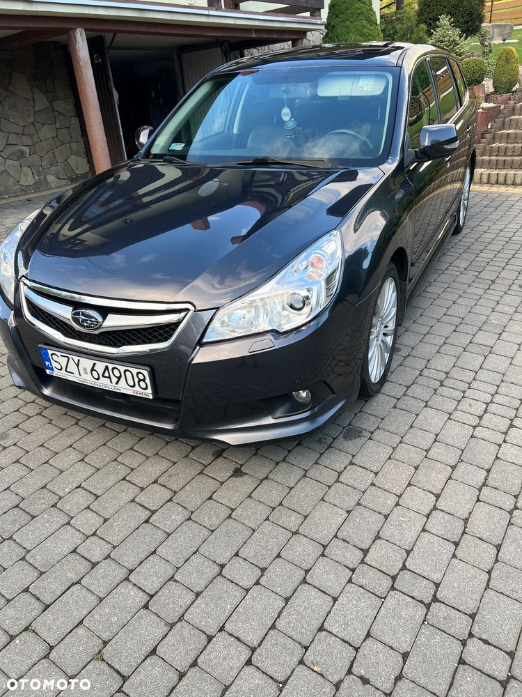 Subaru Legacy - 8