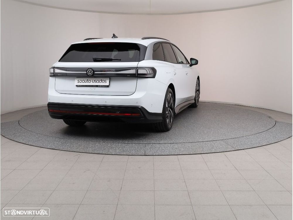 VW ID.7 77 kWh Pro Urban - 13