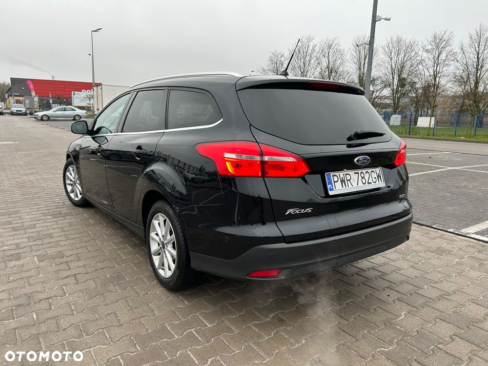 Ford Focus 1.0 EcoBoost Start-Stopp-System TITANIUM STYLE - 4