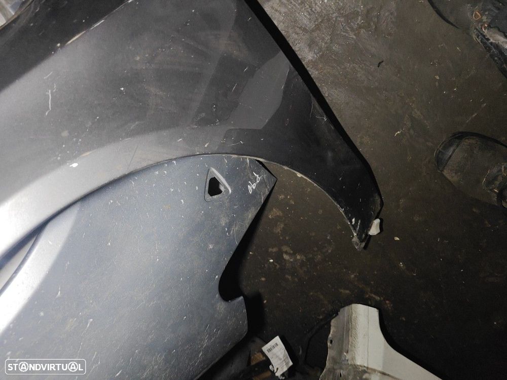 Guarda Lamas Frente Esquerdo Mercedes-Benz Cla Coupé (C117) - 9