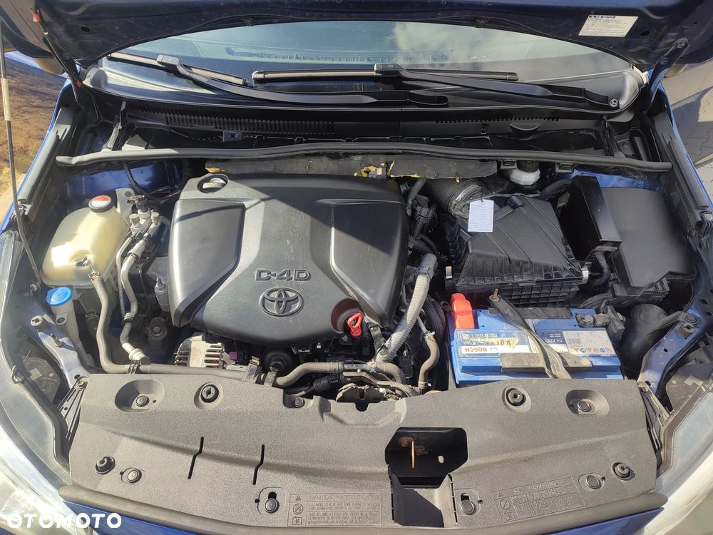 Toyota Avensis 2.0 D-4D Prestige - 9