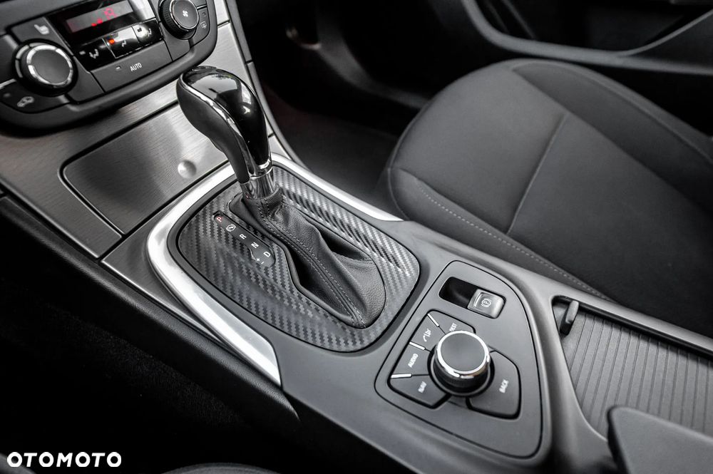 Opel Insignia 2.0 T Edition 4x4 - 32