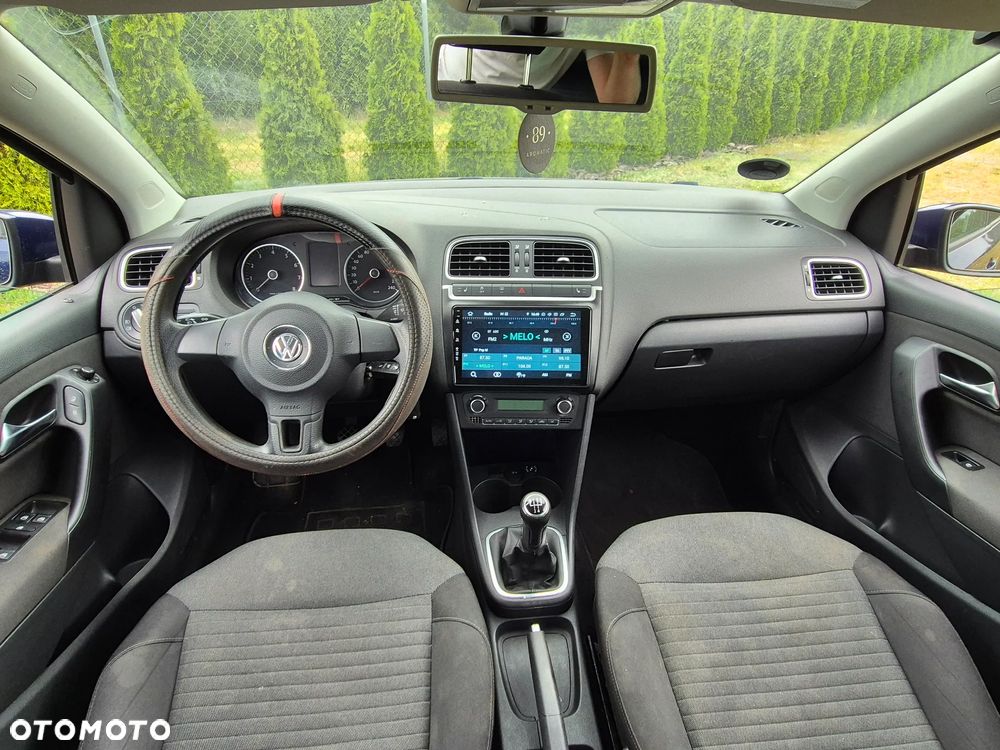 Volkswagen Polo - 8