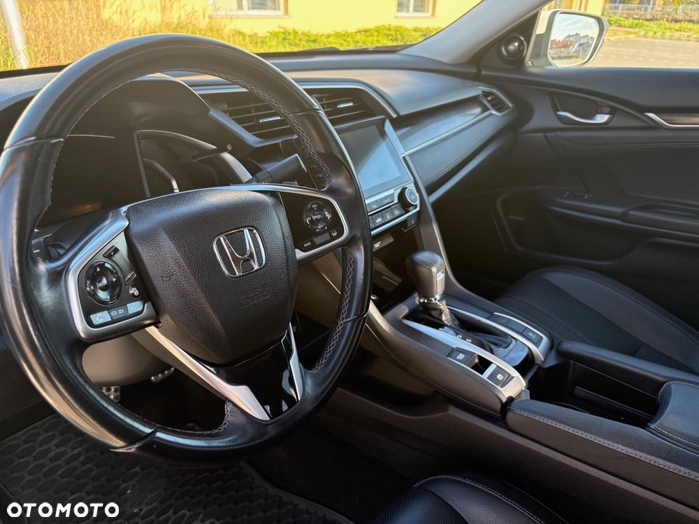 Honda Civic 1.5 T Executive CVT - 16
