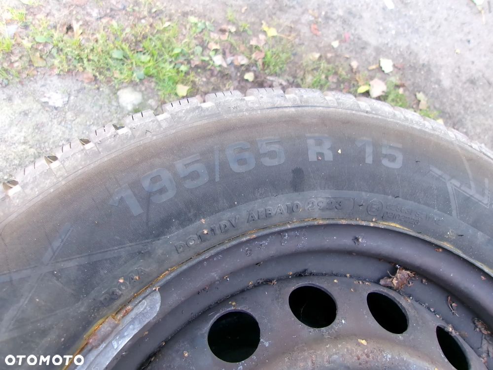 KOŁA FELGI OPONY ZIMA TOYOTA AURIS 195/65/15 VREDESTEIN KOMPL - 5