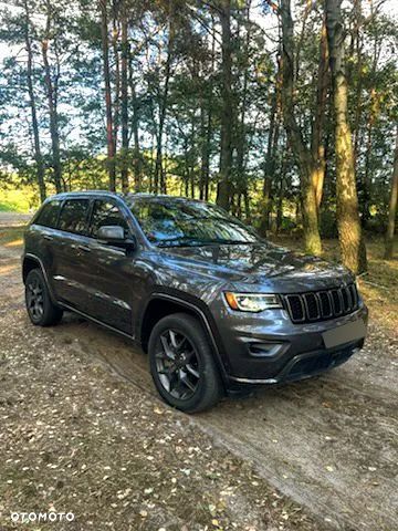 Jeep Grand Cherokee - 1