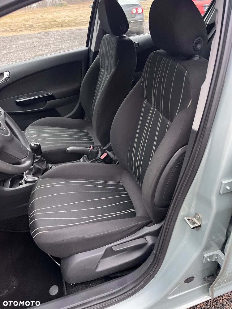 Opel Corsa - 21
