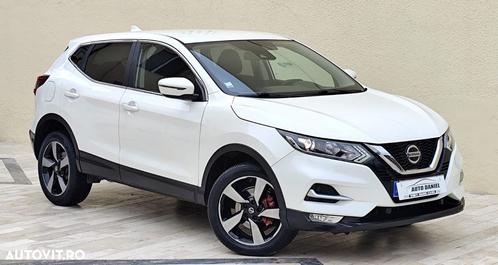 Nissan Qashqai - 2