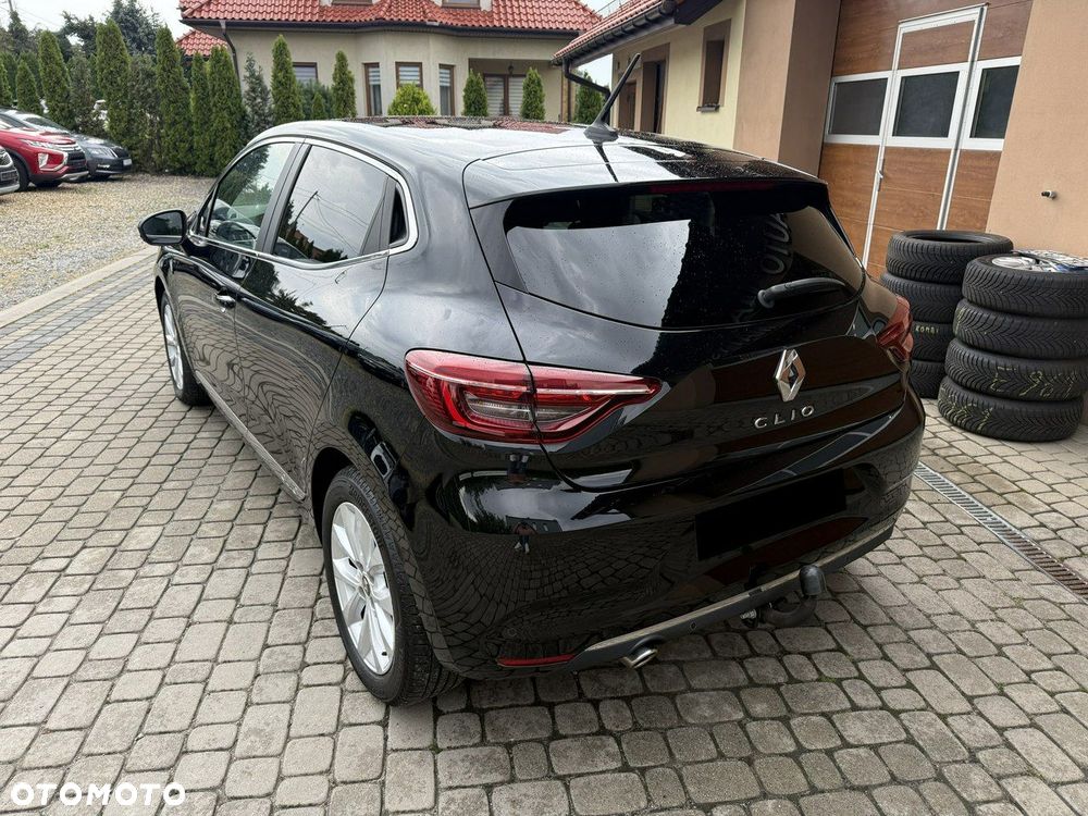 Renault Clio - 9