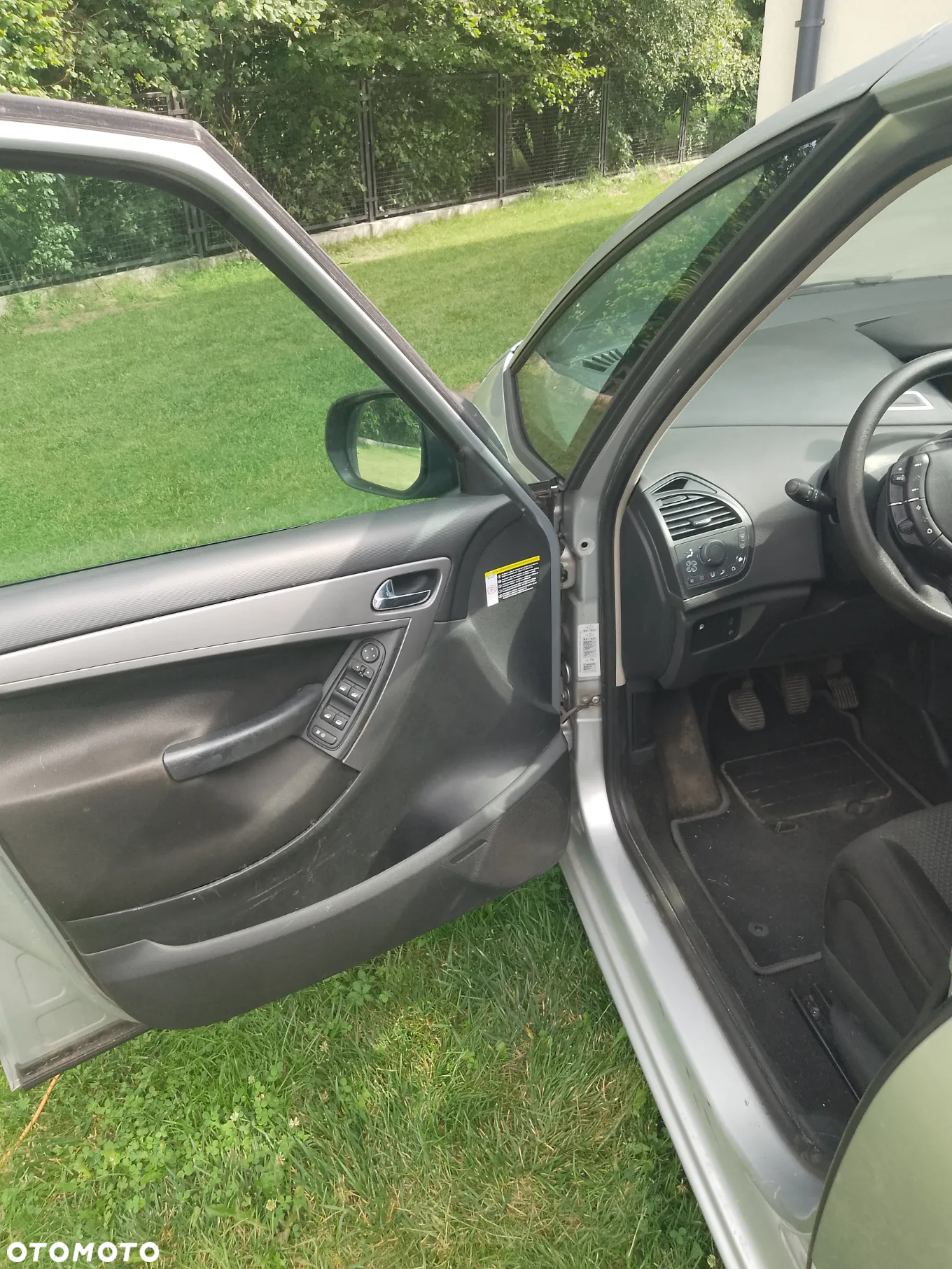 Citroën C4 Picasso - 9