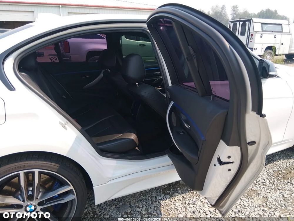 BMW Seria 3 340i xDrive Edition M Sport Shadow - 11