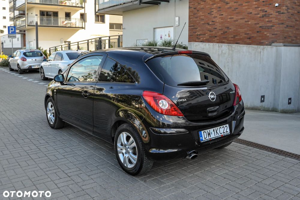 Opel Corsa 1.2 16V Energy - 3