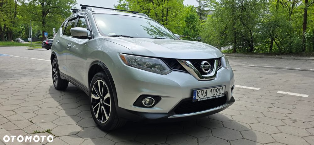 Nissan Rogue - 2