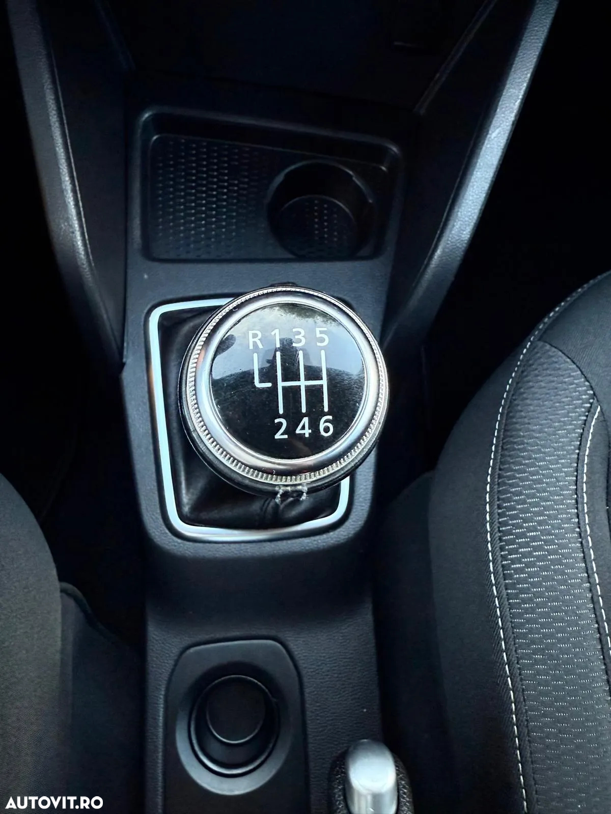 Dacia Duster 1.5 dCi 4x2 Laureate - 32