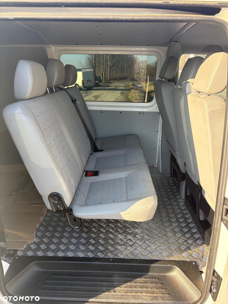 Volkswagen Transporter - 14