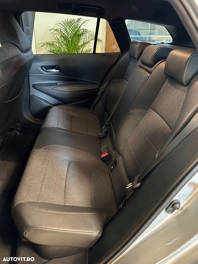 Toyota Corolla - 20