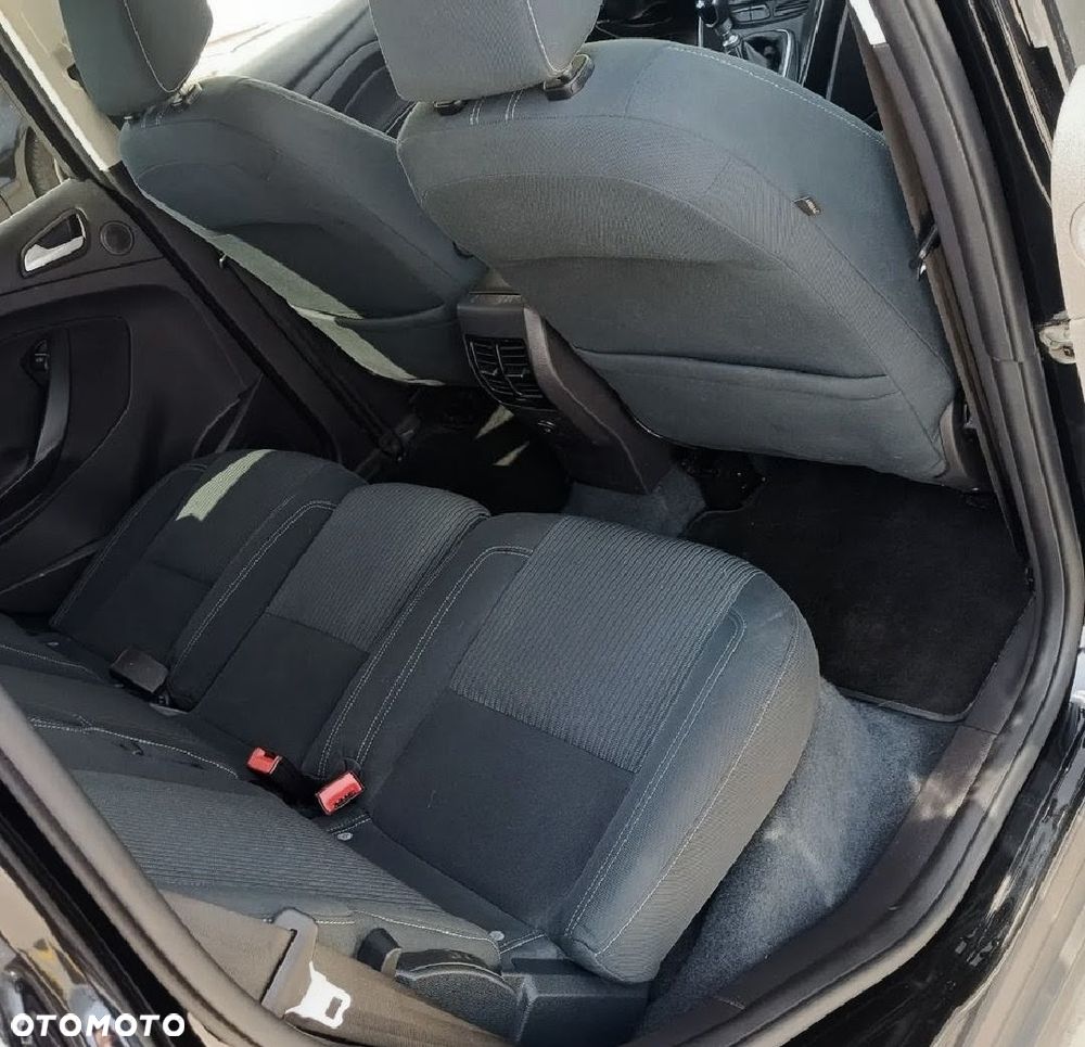 Ford C-MAX - 13