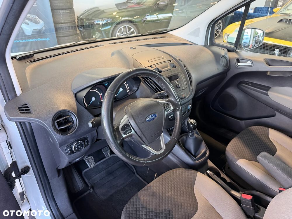 Ford Tourneo Courier 1.5 TDCi Trend - 8