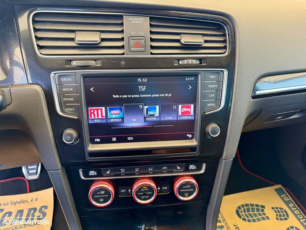 VW Golf GTI BlueMotion - 19