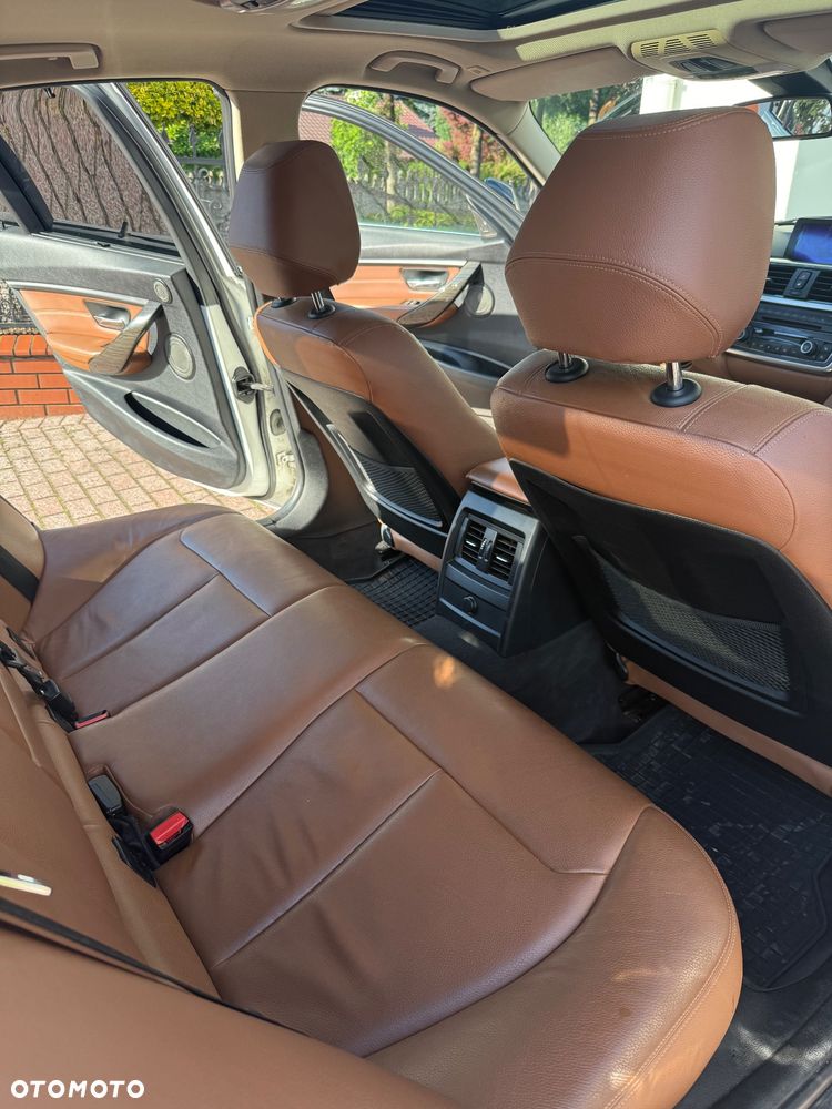 BMW Seria 3 320d - 12