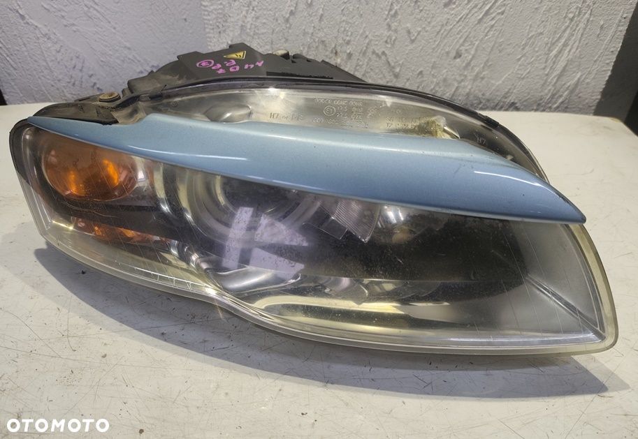 AUDI A4 B7 04r LAMPA BIXENON SKRĘTNY PRAWY PRZÓD EUROPA - 1