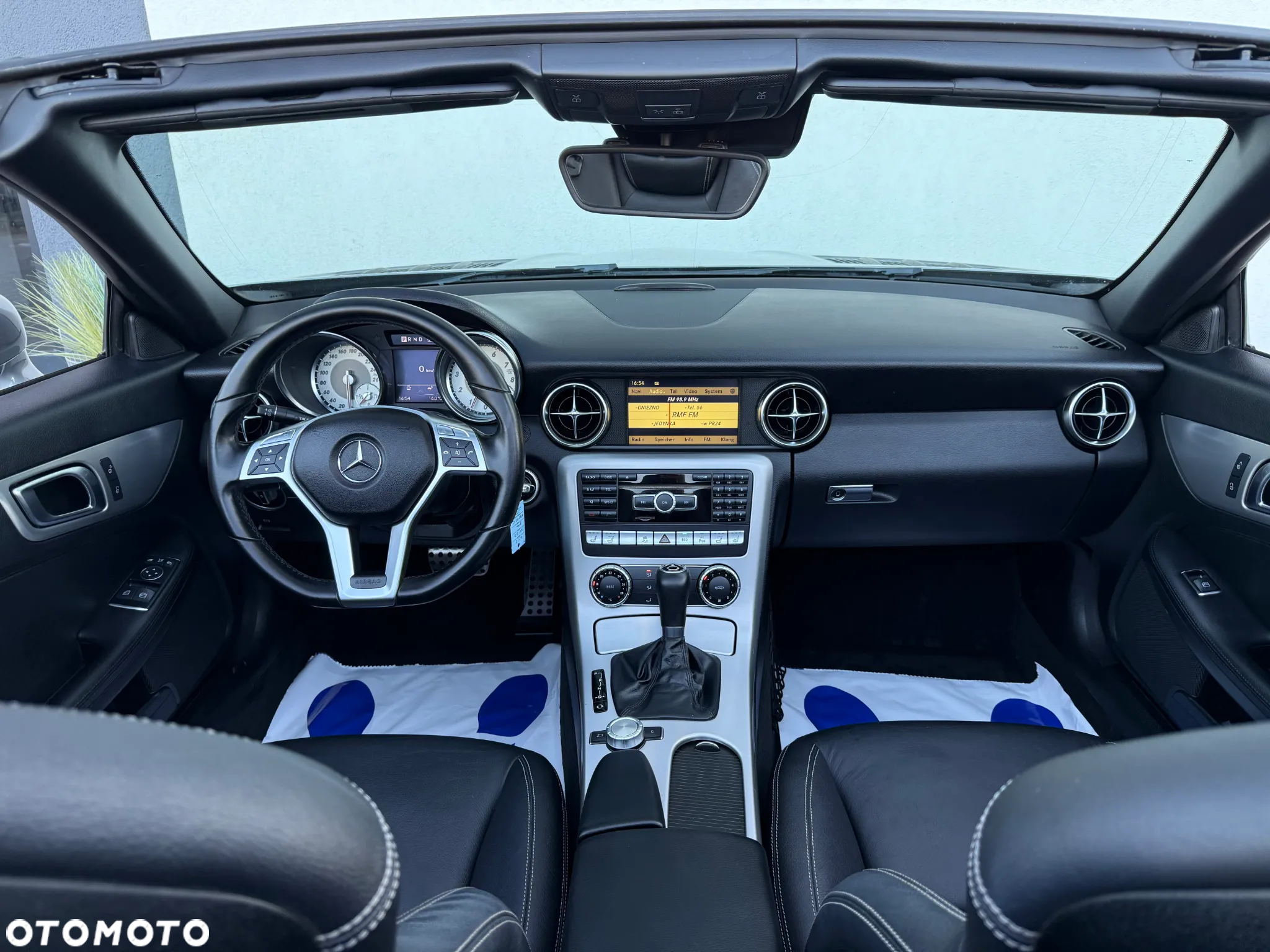 Mercedes-Benz SLK 250 (BlueEFFICIENCY) 7G-TRONIC - 14
