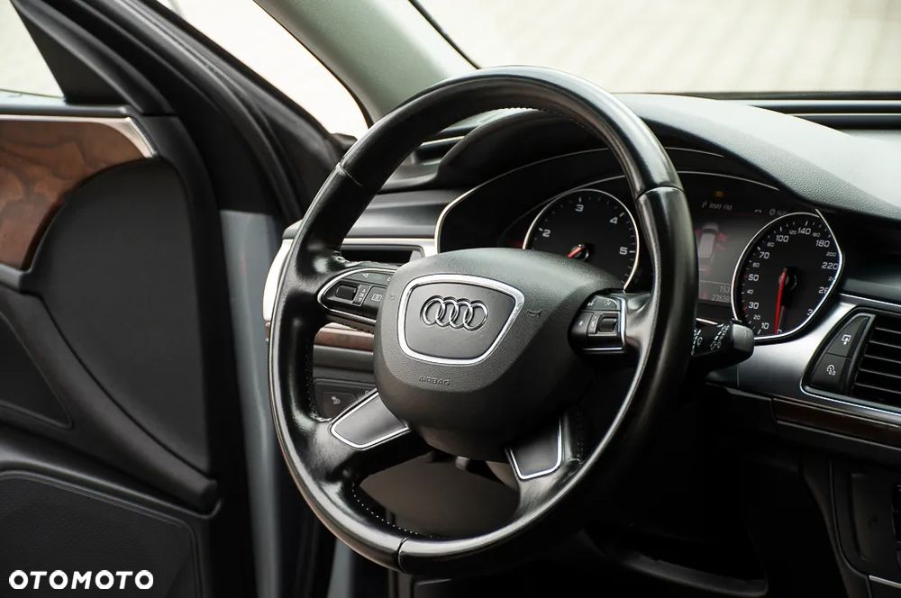 Audi A6 Avant 2.0 TDI Ultra DPF S tronic - 30