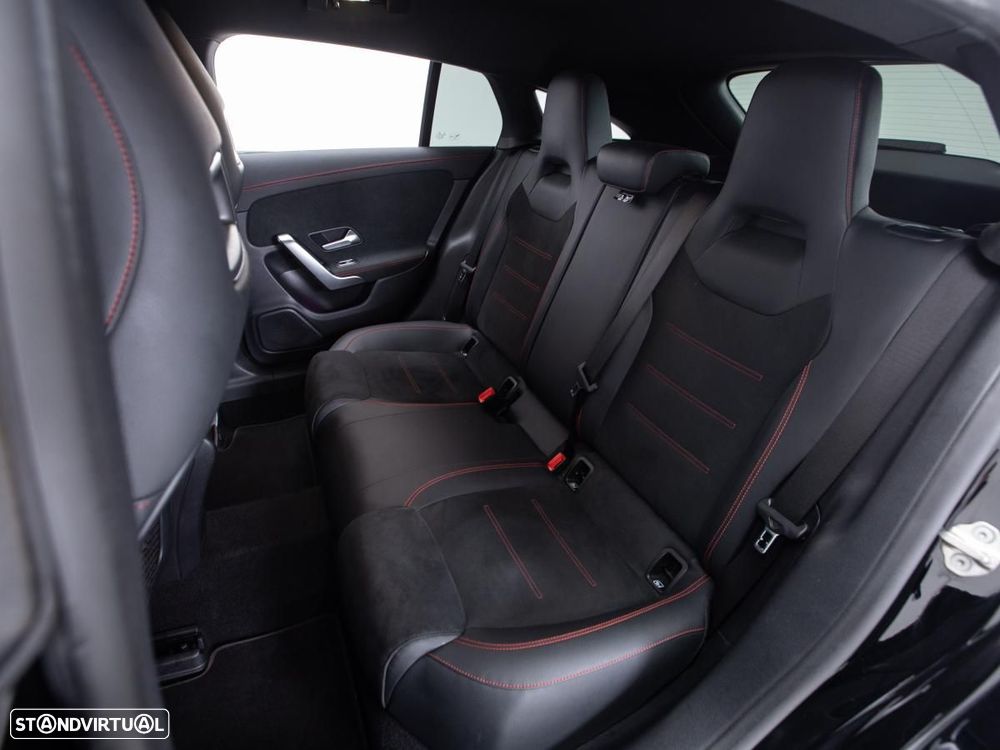 Mercedes-Benz CLA 250 e 8G-DCT AMG Line - 10
