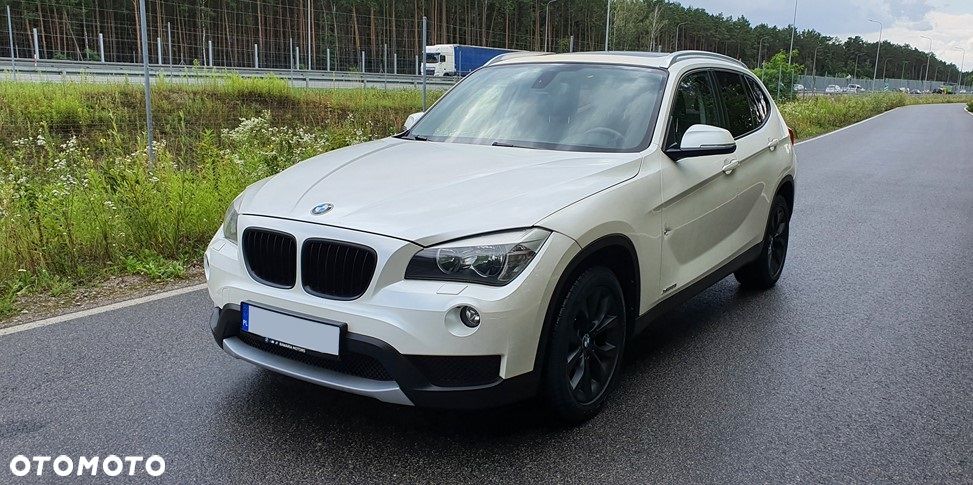 BMW X1 xDrive28i Sport Line - 2
