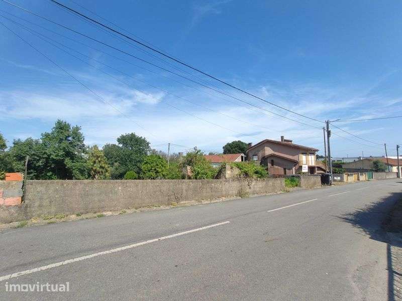 Terreno Urbano 3.400 m² a 20 minutos de Aveiro - Grande imagem: 2/11
