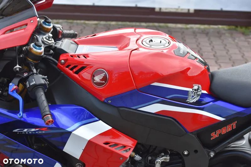 Honda CBR - 29