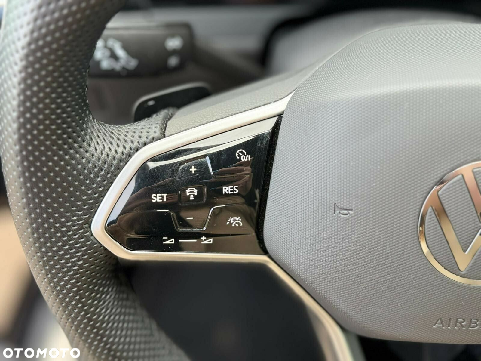 Volkswagen Arteon 2.0 TSI R-Line DSG - 11