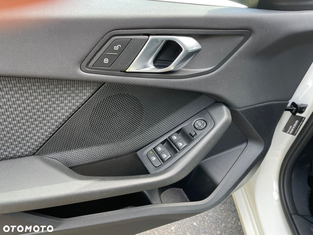 BMW Seria 1 118d Edition Colorvision - 12