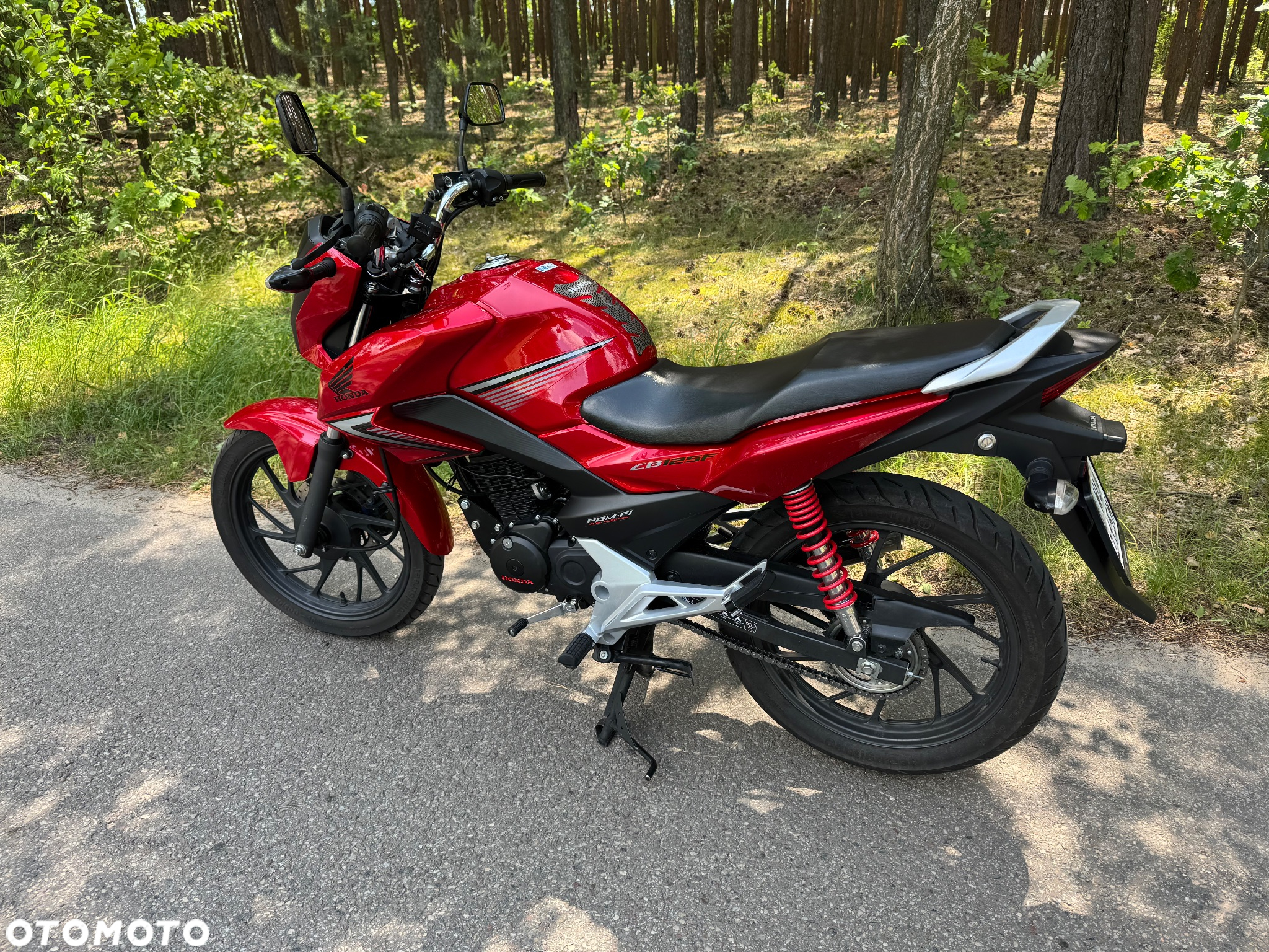 Honda CBF - 2