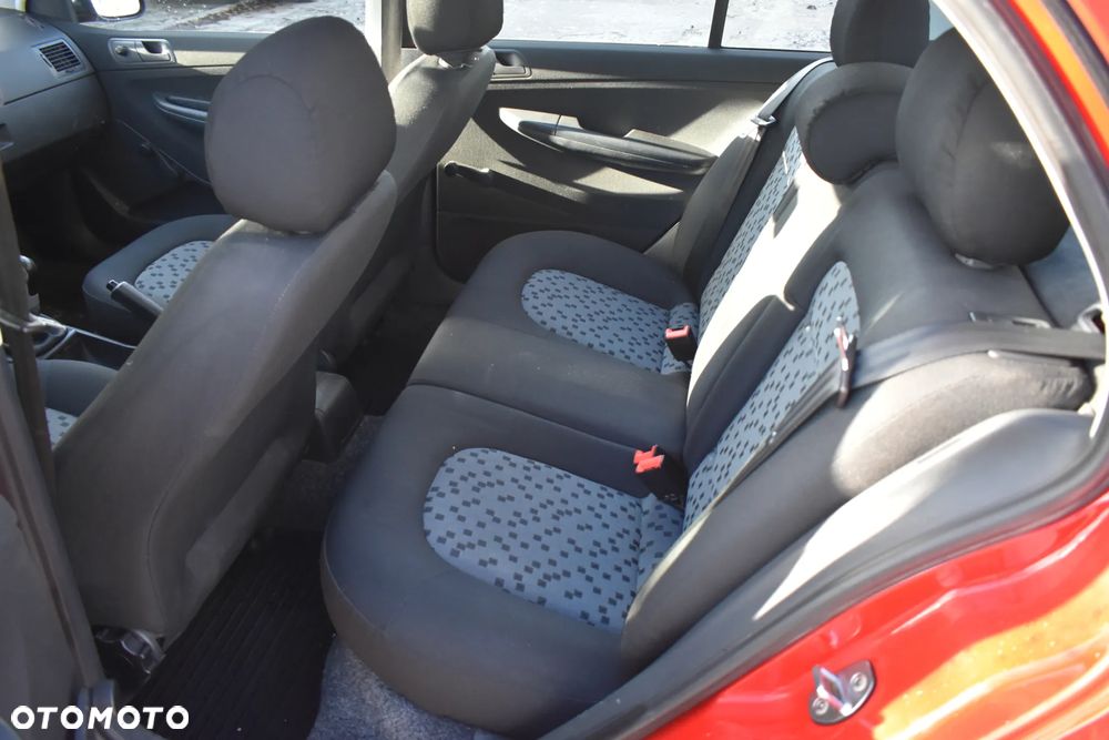 Skoda Fabia 1.2 HTP Active - 10