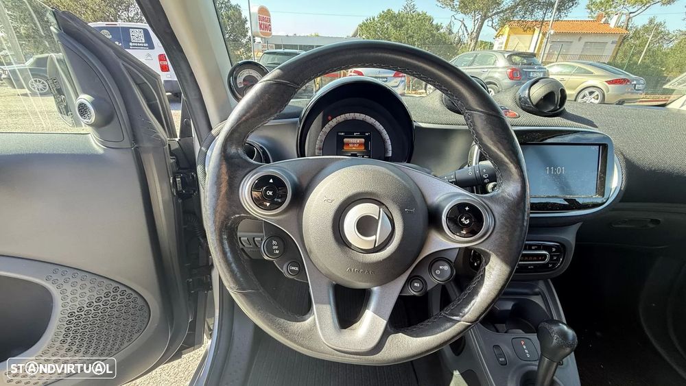 Smart ForTwo Coupé EQ prime edition nightsky - 36