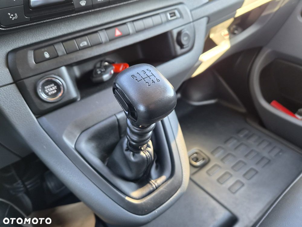 Opel Vivaro - 19