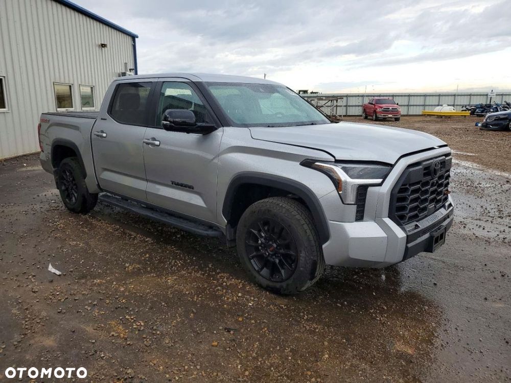 Toyota Tundra - 5