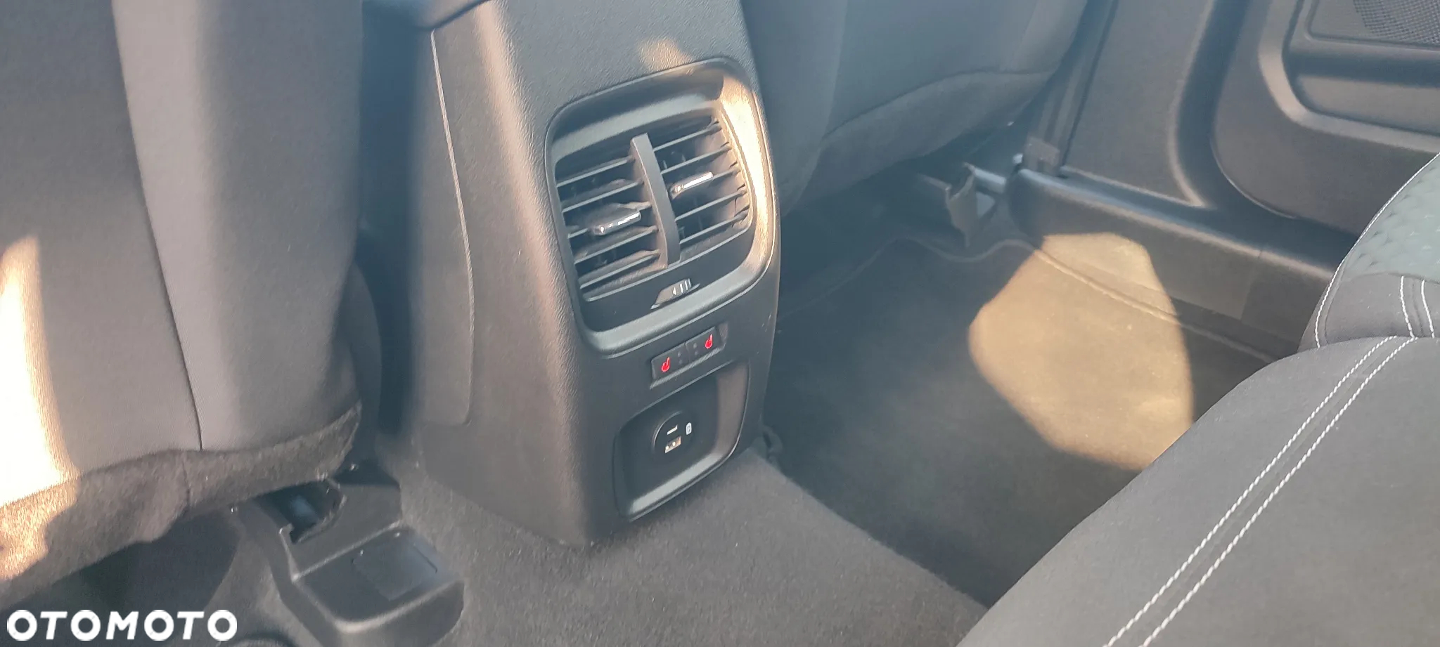 Ford Kuga - 15