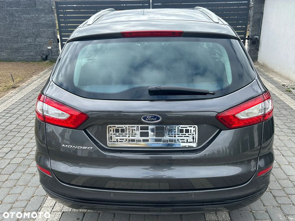Ford Mondeo 2.0 TDCi STart-Stopp Titanium - 33