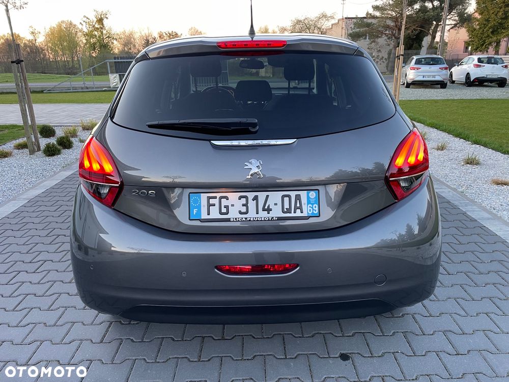 Peugeot 208 PureTech 110 Stop & Start Signature - 2
