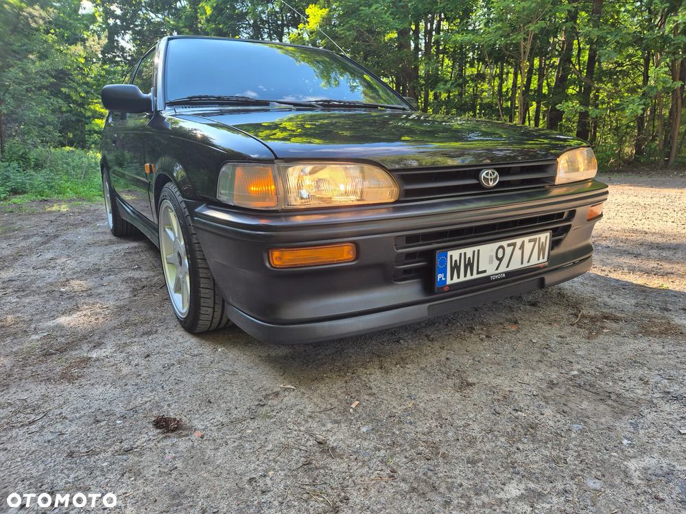 Toyota Corolla - 13