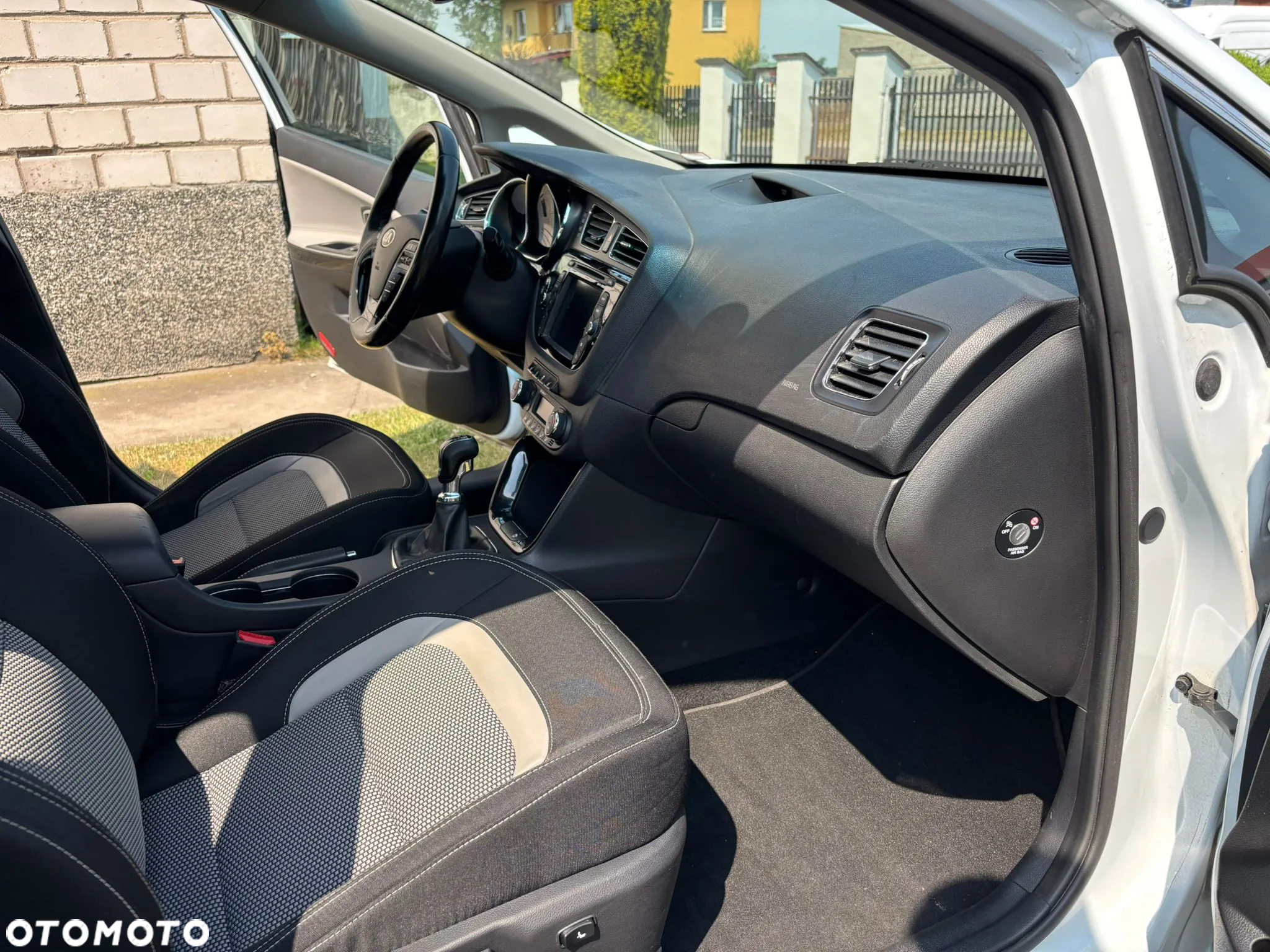 Kia Ceed 1.6 CRDi 128 Spirit - 16