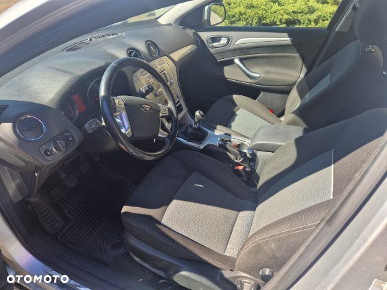 Ford Mondeo - 5